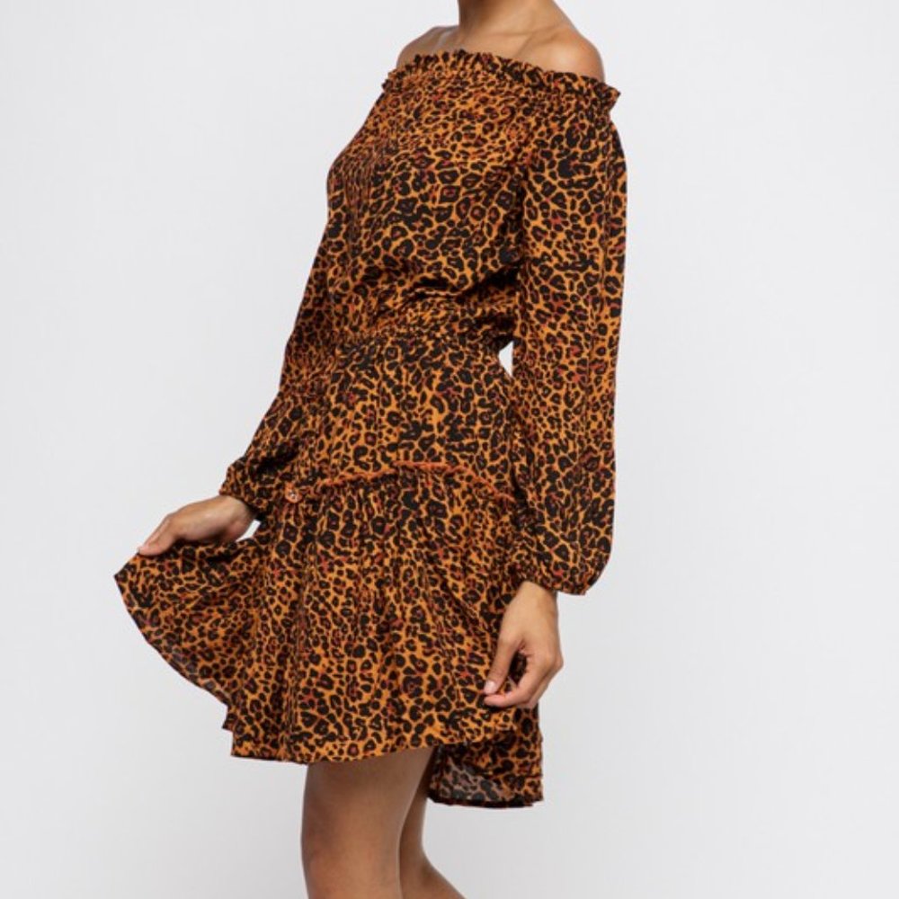 LEOPARD PRINT OFF SHOULDER RUFFLE DRESS - Picture 2 of 9